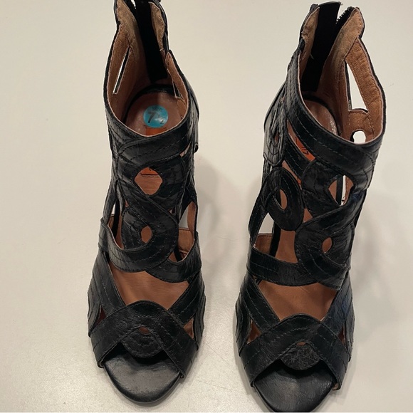 Miz Mooz Tamara Wedge Pump - Picture 3 of 7